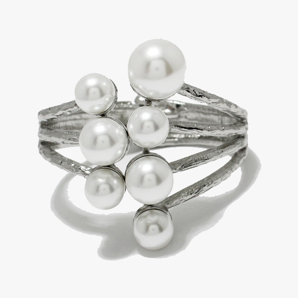 88938_Silver, pearl accent metal bracelet 