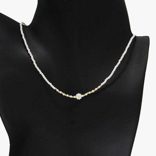 89860_Gold/White, dainty flower accent pearl beaded necklace 