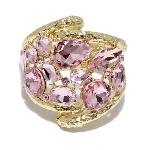 90374_Gold/Pink, multi rhinestone with hammered metal chunky bracelet 