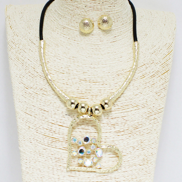 90397_Gold/AB, heart charm with leather cord necklace, valentine