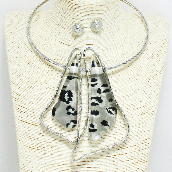 93554_Silver/Leopard, geometric celluloid acetate choker necklace 