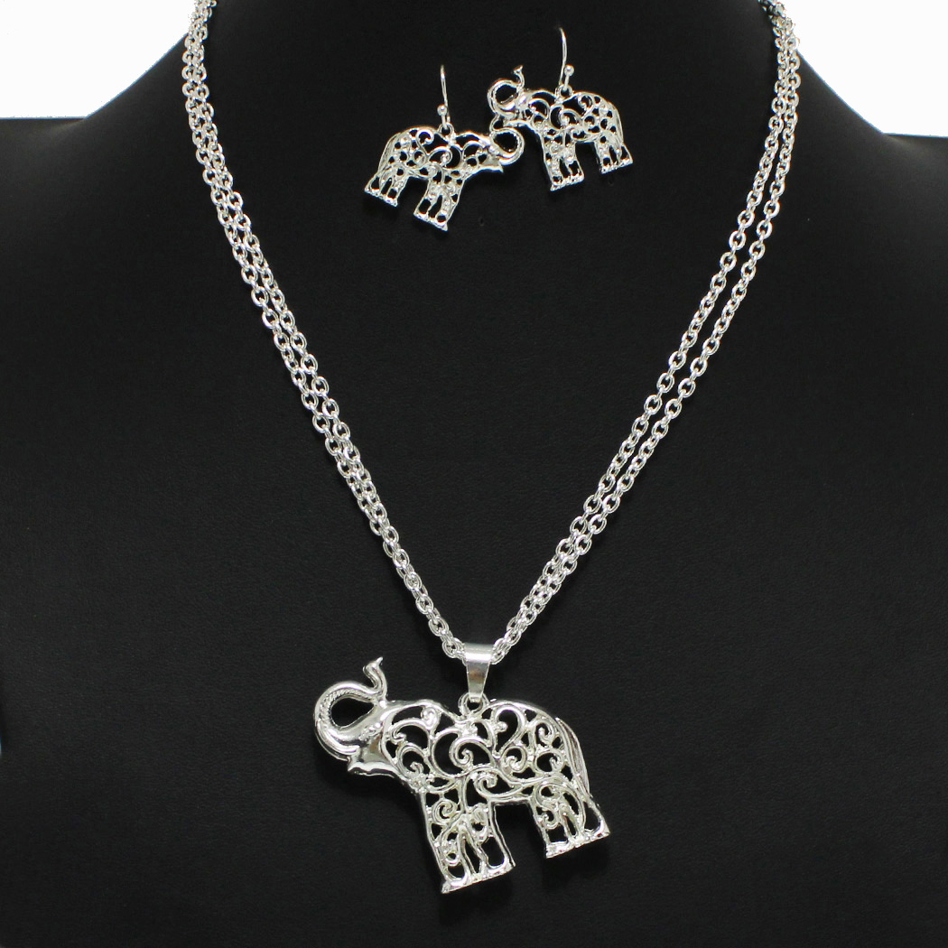 98178_Silver, elephant cutout filigree pendant necklace 