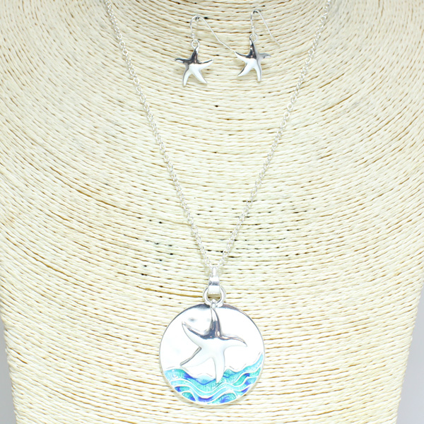 79765_Antique Silver/Turquoise, starfish pendant necklace