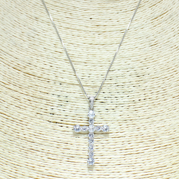 81028_Silver, cross cubic zirconia pendant necklace