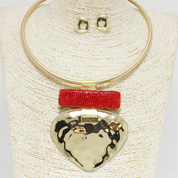 83800_Gold/Red, metal w/ glitter choker necklace