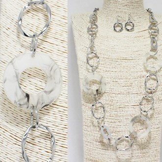 88224_Silver, round celluloid acetate linked long necklace 