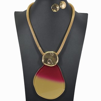 99681_Gold/Fuchsia, two tone geometric acrylic necklace 