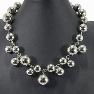 99684_Silver, metal ball cluster necklace 