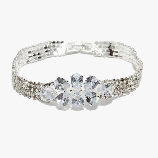 88209_Silver/Clear, simple teardrop accent cubic zirconia bracelet 