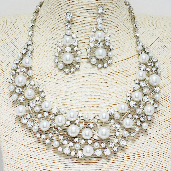 88248_Silver/Clear, pearl cluster & rhinestone evening necklace