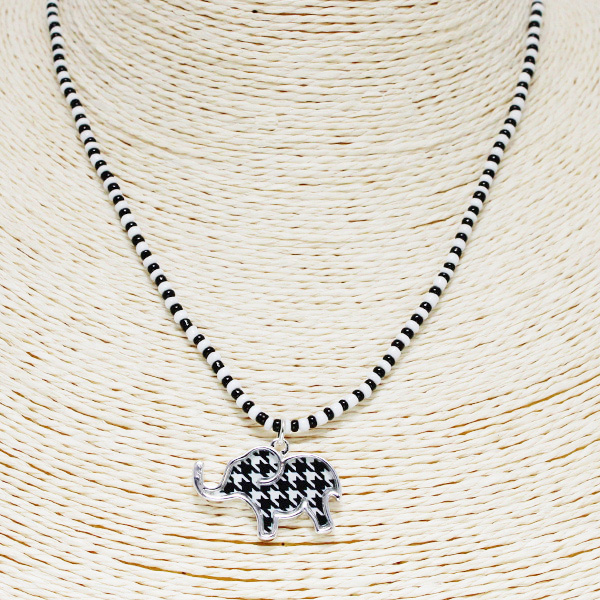 86752_Black/White, elephant houndstooth bead necklace 