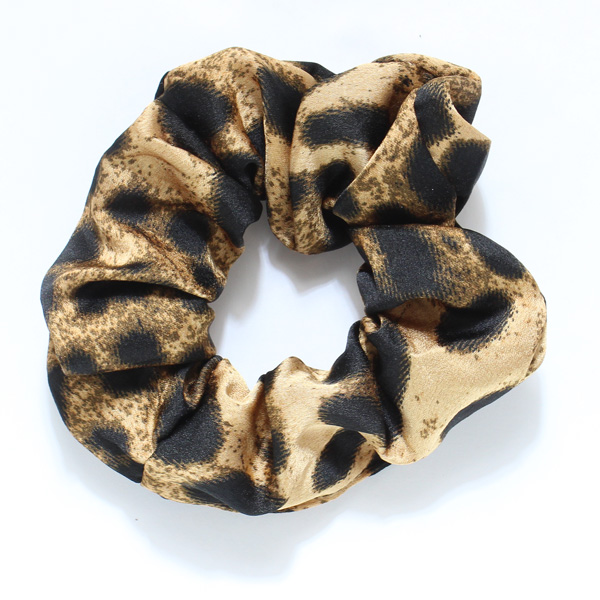 80033_Brown, leopard hair scrunchies